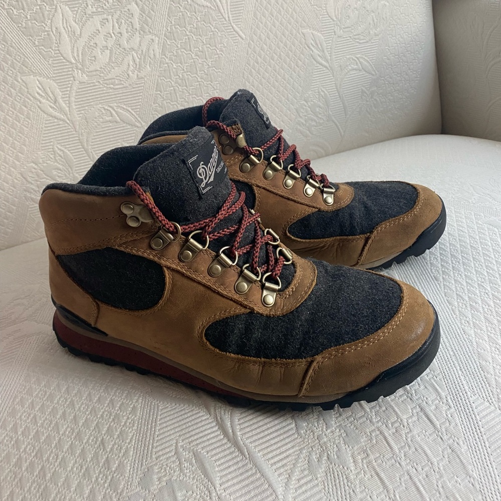 Women’s Wool Danner Jag Boots